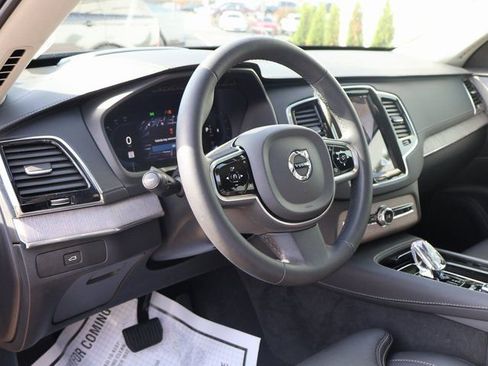 Used 2024 Volvo XC90 B6 Ultimate AWD/4WD image 25