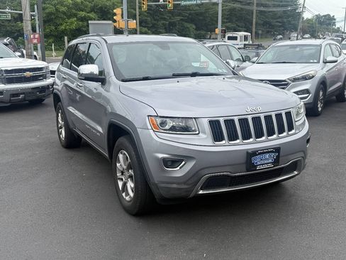Used 2016 Jeep Grand Cherokee Limited AWD/4WD image 2