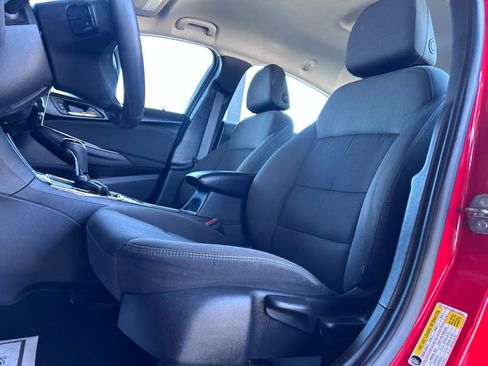 Used 2016 Chevrolet Cruze LT FWD image 10
