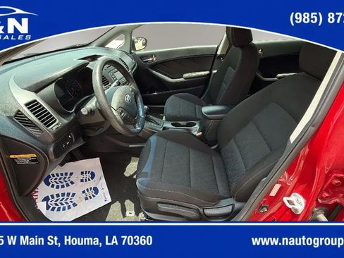 Used 2016 Kia Forte LX FWD image 12
