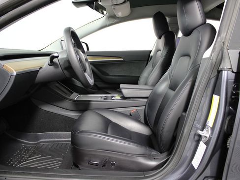 Used 2023 Tesla Model 3 Standard Range image 22