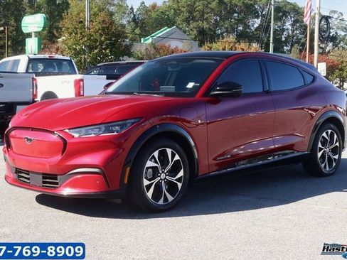 Used 2022 Ford Mustang Mach-E Premium image 3