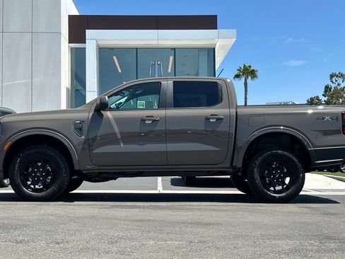 New 2026 Ford Ranger Lariat w/ Black Appearance Package AWD/4WD image 6