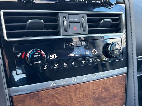 Used 2024 Nissan Armada SL image 27