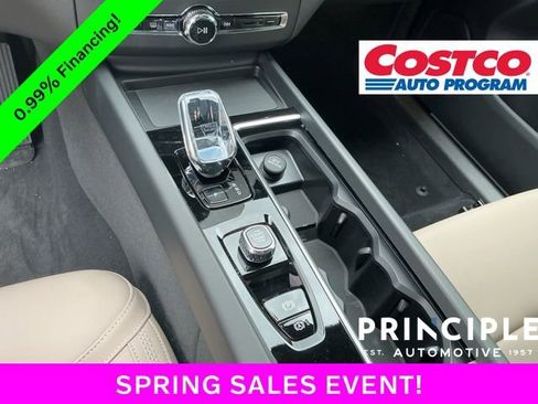New 2026 Volvo XC60 T8 Plus w/ Protection Package Premier AWD/4WD image 19