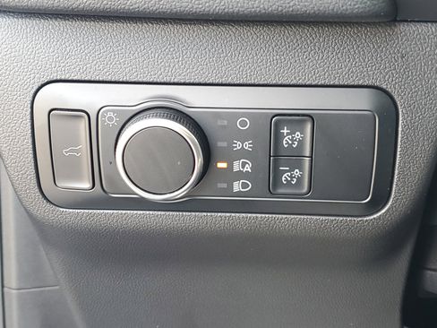 Used 2024 Ford Escape ST-Line w/ Tech Pack #1 FWD image 13