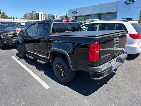 Used 2018 Chevrolet Colorado Z71 w/ Z71 Midnight Edition AWD/4WD image 7