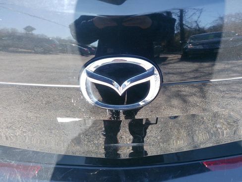 Used 2012 MAZDA MAZDA5 Sport image 21