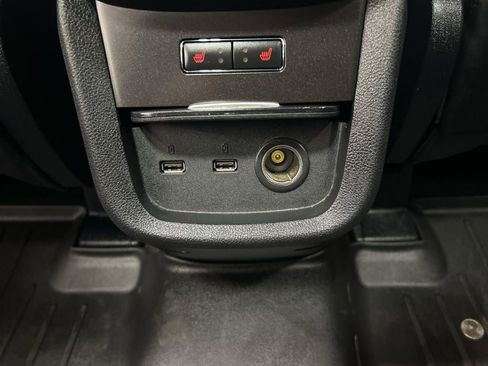 Used 2017 Lincoln MKX Reserve w/ Driver Assistance Package image 31