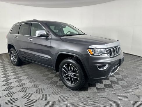 Certified 2017 Jeep Grand Cherokee Limited image 12