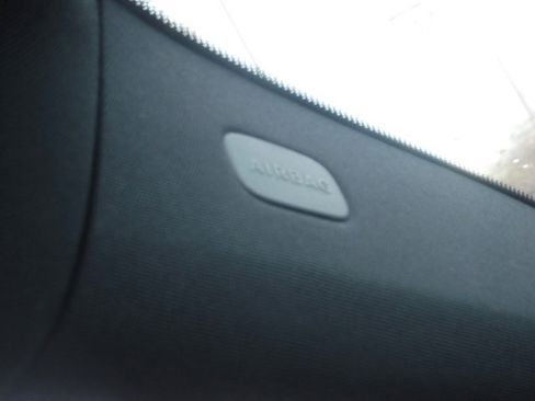 Used 2022 Mercedes-Benz C 300 4MATIC Sedan image 35