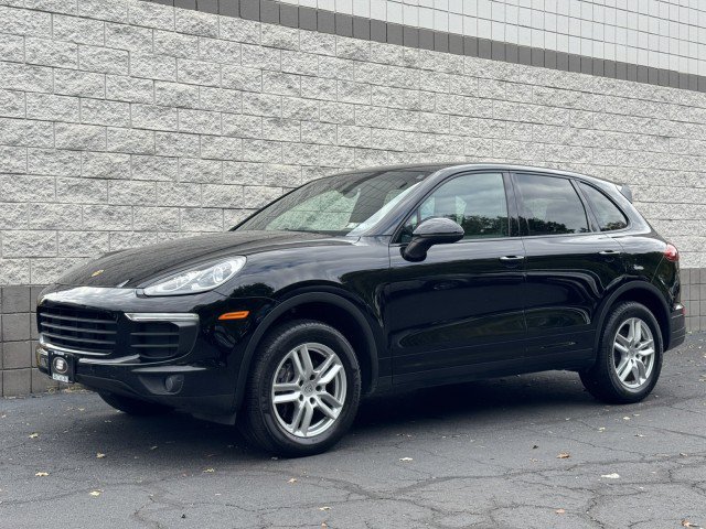 Used 2016 Porsche Cayenne w/ Premium Package AWD/4WD image 6