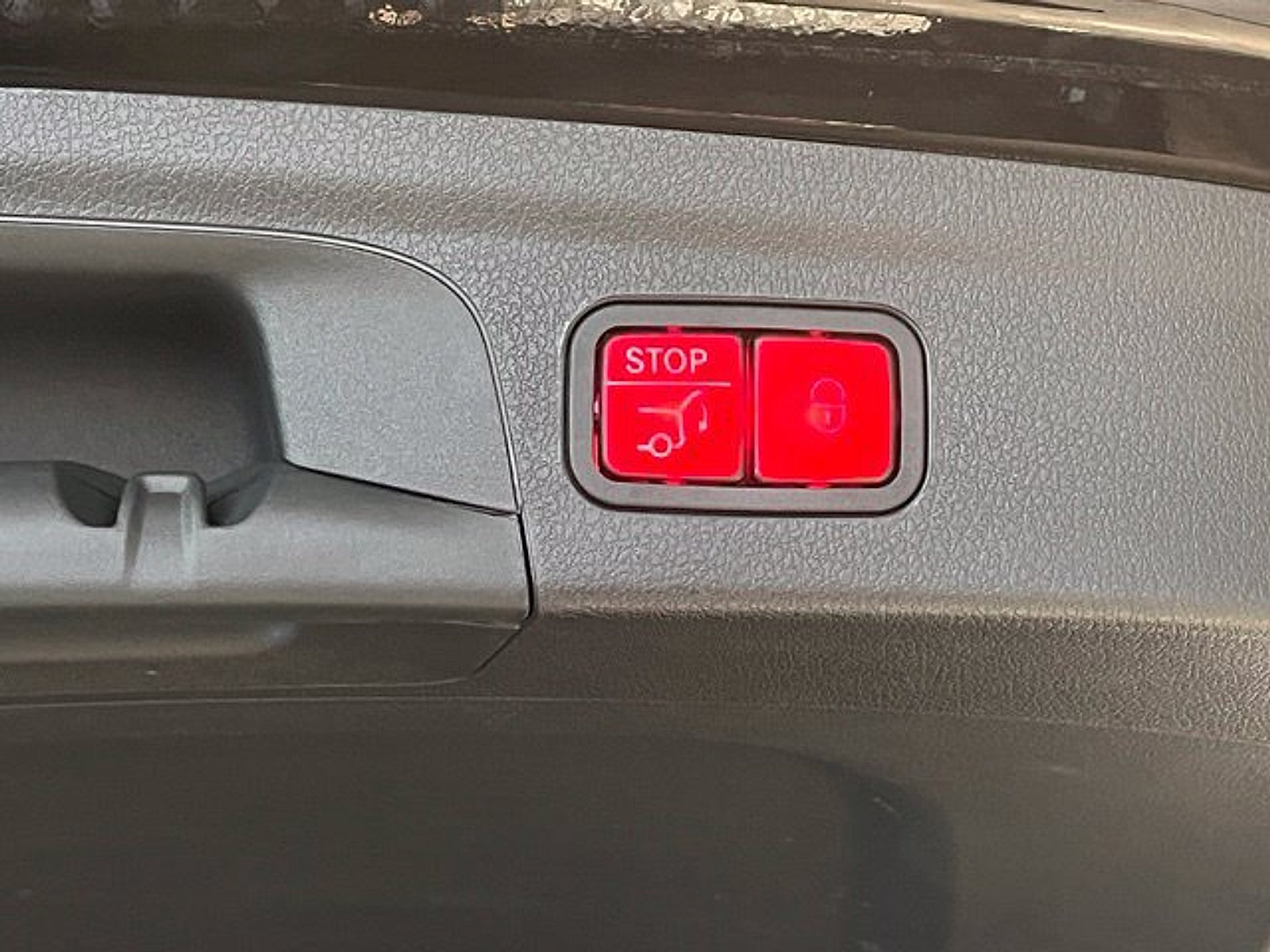 Used 2024 Mercedes-Benz GLE 450 4MATIC image 8