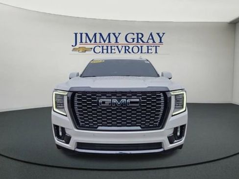 Used 2023 GMC Yukon Denali Ultimate image 8