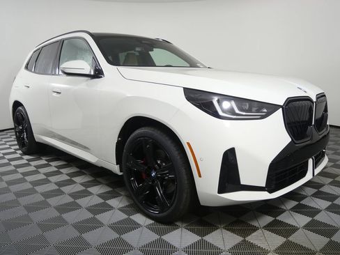 Used 2026 BMW X3 xDrive30i w/ Premium Package AWD/4WD image 7