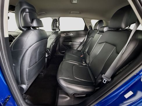 Used 2023 Kia Sportage EX image 25