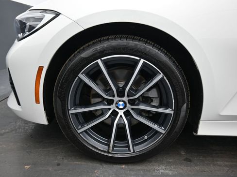 Used 2019 BMW 330i xDrive Sedan w/ Convenience Package image 48