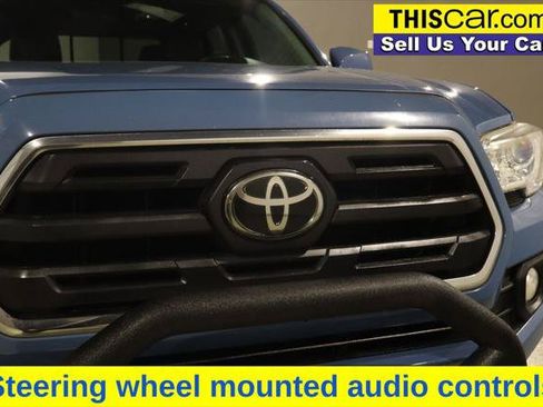 Used 2019 Toyota Tacoma SR5 RWD image 13