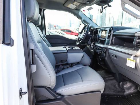 New 2026 Ford F250 XL w/ XL Chrome Package RWD image 16