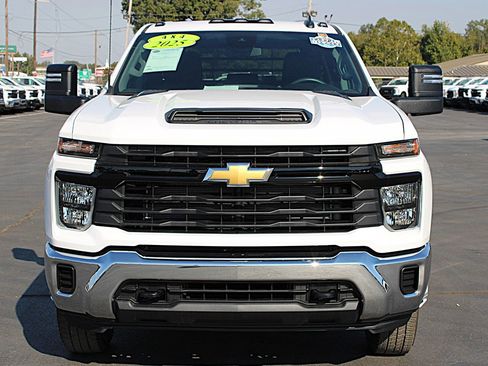 Used 2025 Chevrolet Silverado 3500 W/T w/ WT Convenience Package image 9