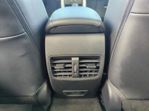 Certified 2024 Toyota Corolla Cross XLE FWD image 19