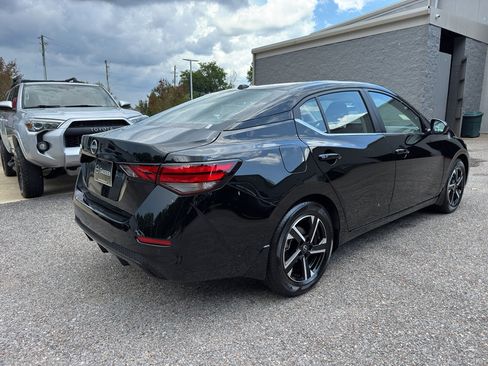 New 2025 Nissan Sentra SV w/ Trunk Package image 6