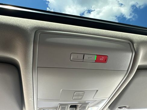 Certified 2023 Volkswagen Atlas SEL AWD/4WD image 85