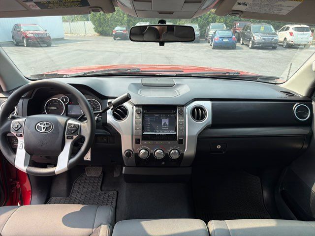 Used 2015 Toyota Tundra SR5 w/ TRD Off Road Package AWD/4WD image 28