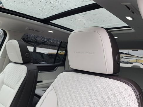 New 2026 GMC Acadia Denali image 17