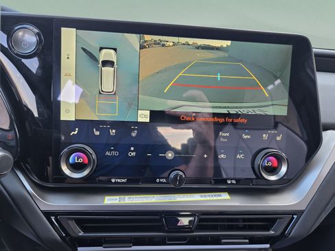 New 2026 Lexus TX 500h AWD image 20