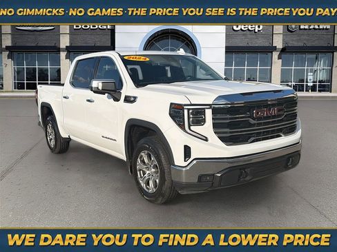 Used 2024 GMC Sierra 1500 SLT AWD/4WD image 1