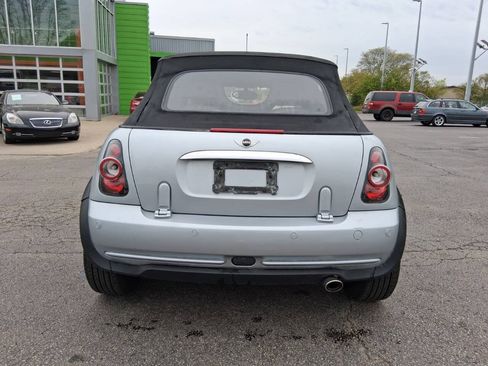 Used 2006 MINI Cooper Convertible FWD image 8