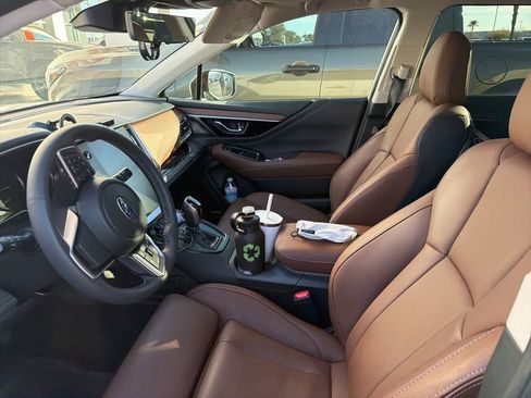 Used 2025 Subaru Outback Touring XT w/ Tech Package 3 image 9