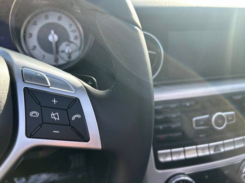 Used 2013 Mercedes-Benz SLK 250 image 31
