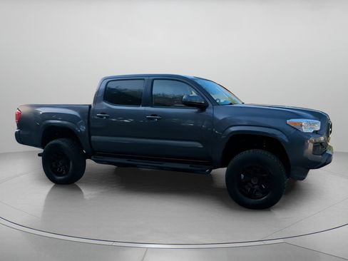 Used 2022 Toyota Tacoma SR RWD image 35