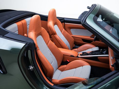 Used 2024 Porsche 911 Turbo S image 17