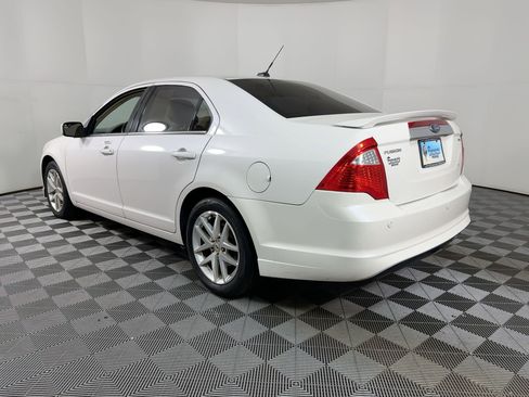 Used 2012 Ford Fusion SEL image 2