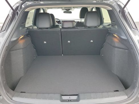 New 2026 Nissan Kicks SR AWD/4WD image 14
