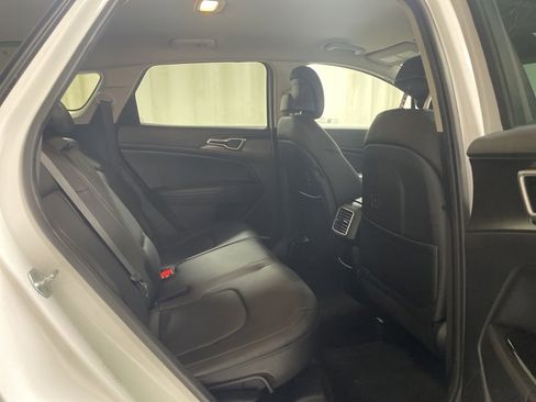 Certified 2023 Kia Sportage EX image 10