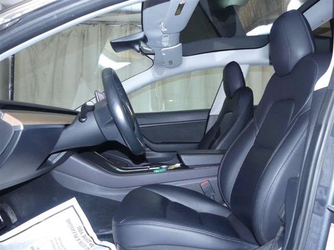 Used 2018 Tesla Model 3 Long Range AWD/4WD image 19