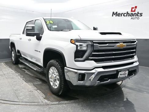Used 2024 Chevrolet Silverado 2500 LTZ image 1