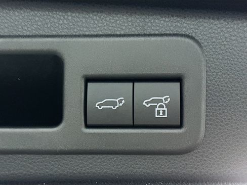 Used 2026 Toyota 4Runner Limited AWD/4WD image 32