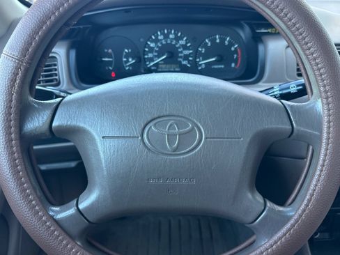 Used 1999 Toyota Camry CE FWD image 19