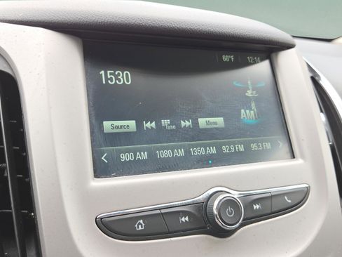 Used 2018 Chevrolet Cruze LS image 30