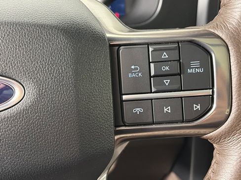 Certified 2025 Ford F450 King Ranch w/ FX4 Off-Road Package image 18