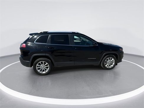 Used 2019 Jeep Cherokee Latitude w/ Popular Appearance Group image 12