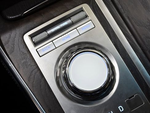 Used 2024 Genesis GV80 2.5T image 19