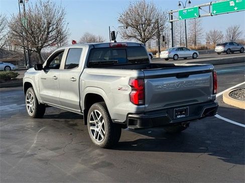 Used 2023 Chevrolet Colorado Z71 w/ Z71 Convenience Package 2 image 3