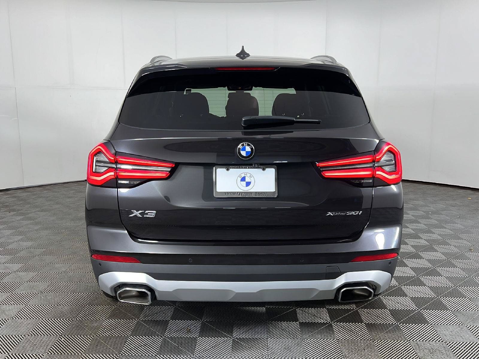 Used 2023 BMW X3 xDrive30i w/ Premium Package w/ZPA AWD/4WD image 6