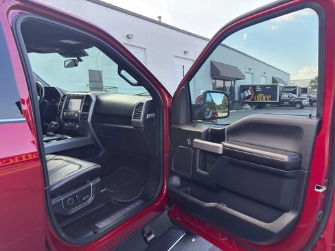 Used 2018 Ford F150 Platinum w/ Equipment Group 701A Luxury AWD/4WD image 79